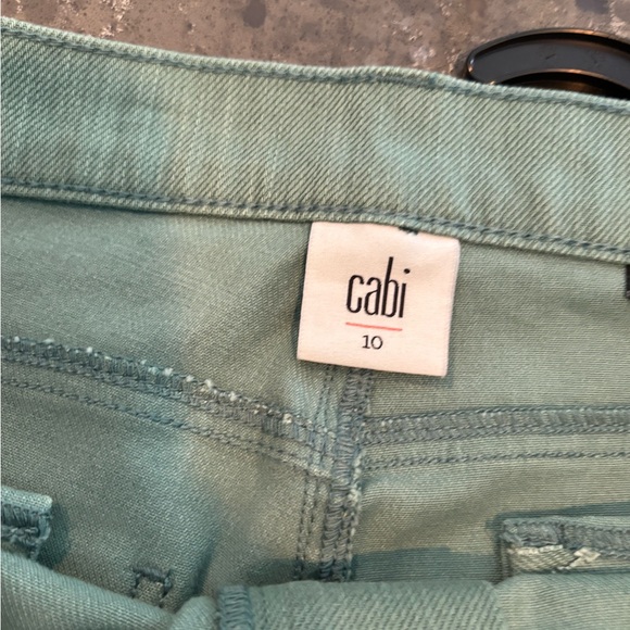 New Cabi 6693 Austin Jeans Foam Green Slim Straight Crop - Picture 6 of 10